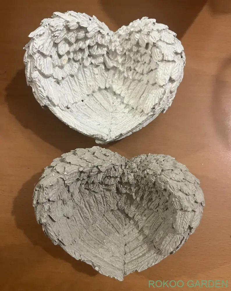 Srdce betonové bílé