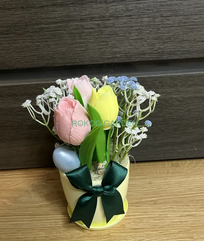 Jarní probuzení: Mýdlové tulipány v barevném květináči