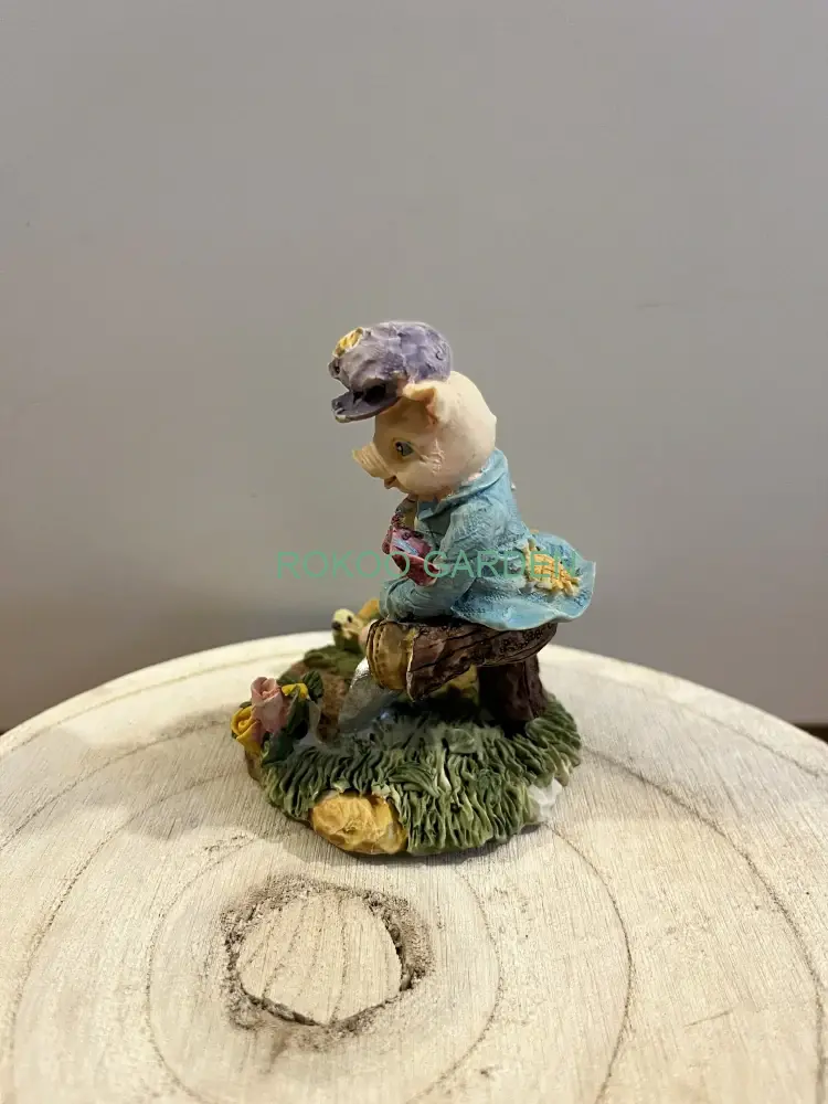 Dekorační rustikální figurka PRASE ZAHRADNÍK s lopatou