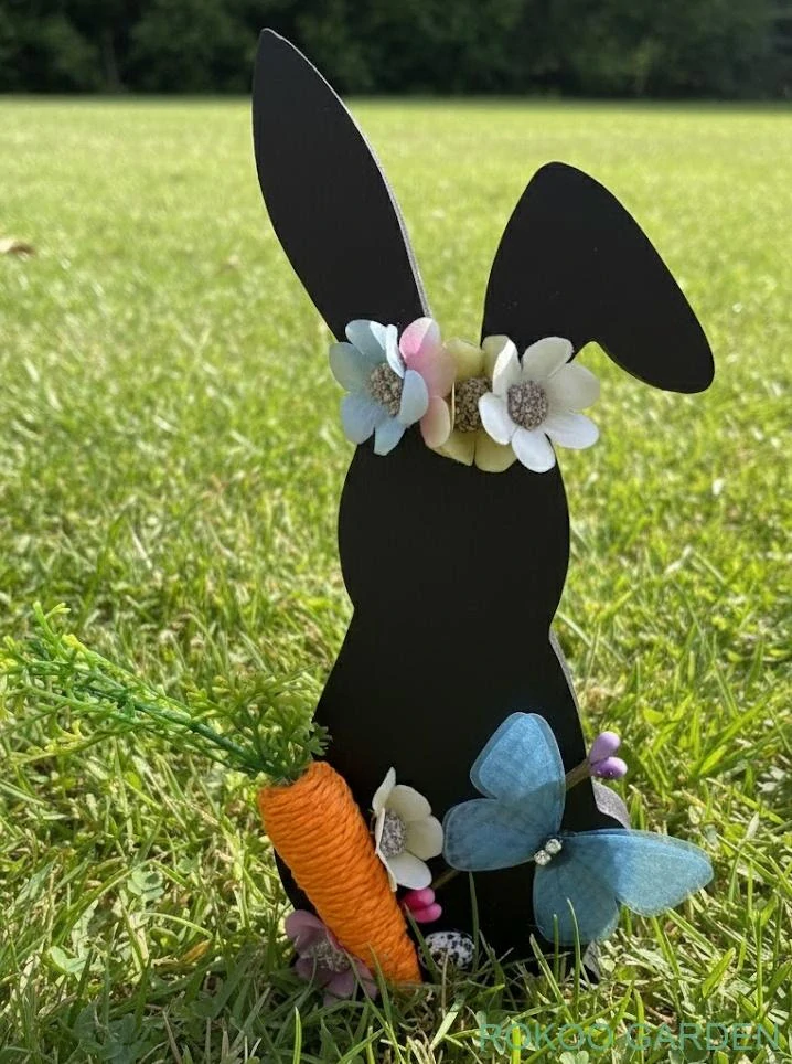 Dekorace dřevěný zajíc