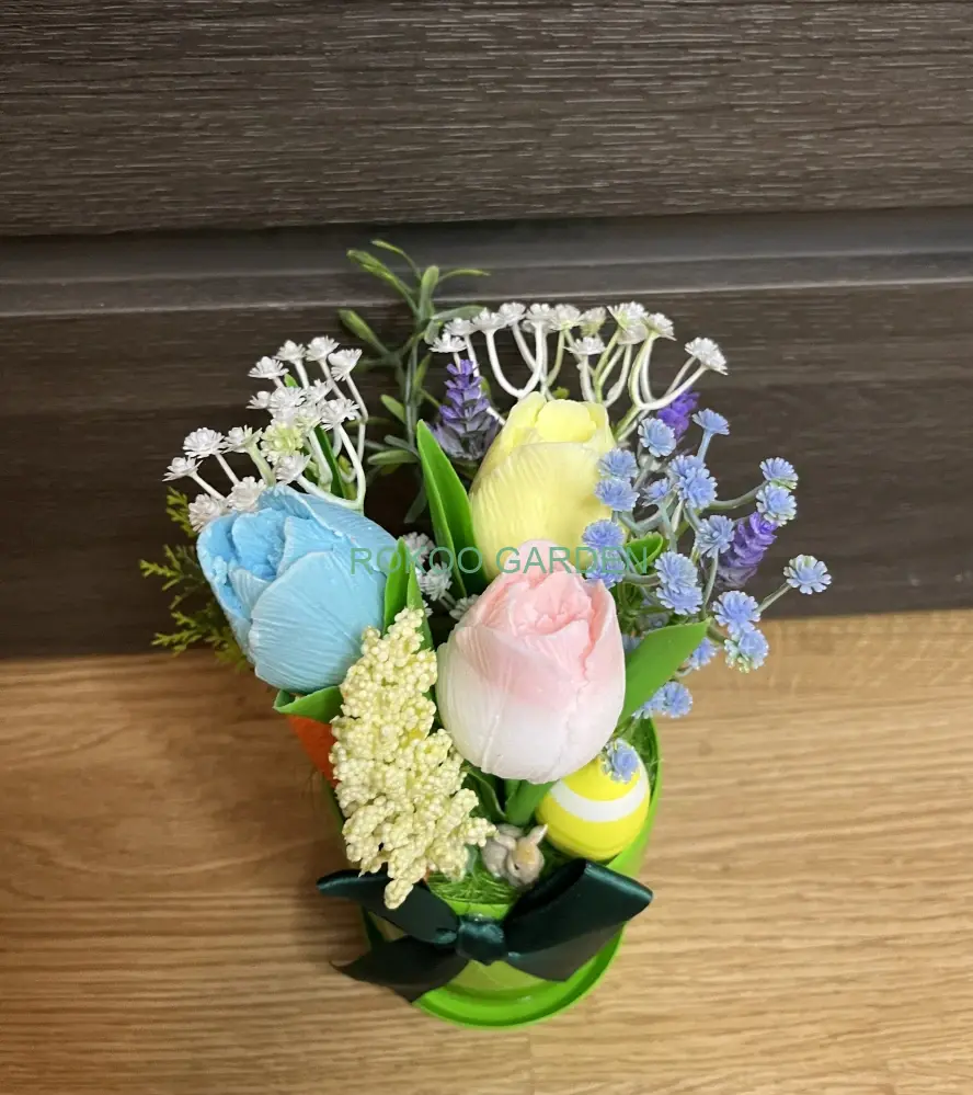 Jarní probuzení: Mýdlové tulipány v barevném květináči