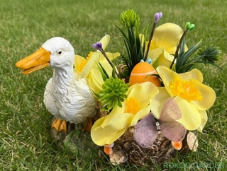 Jarní aranžmá s husou – Rozkvetlý pařez