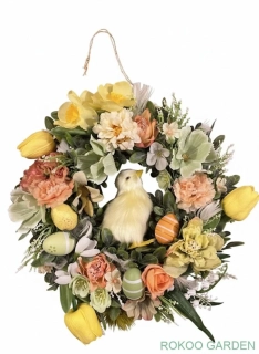 Jarní velikonoční věnec s kuřátkem