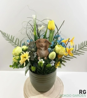 Jarní dekorace - Králíček v rozkvetlé zahradě